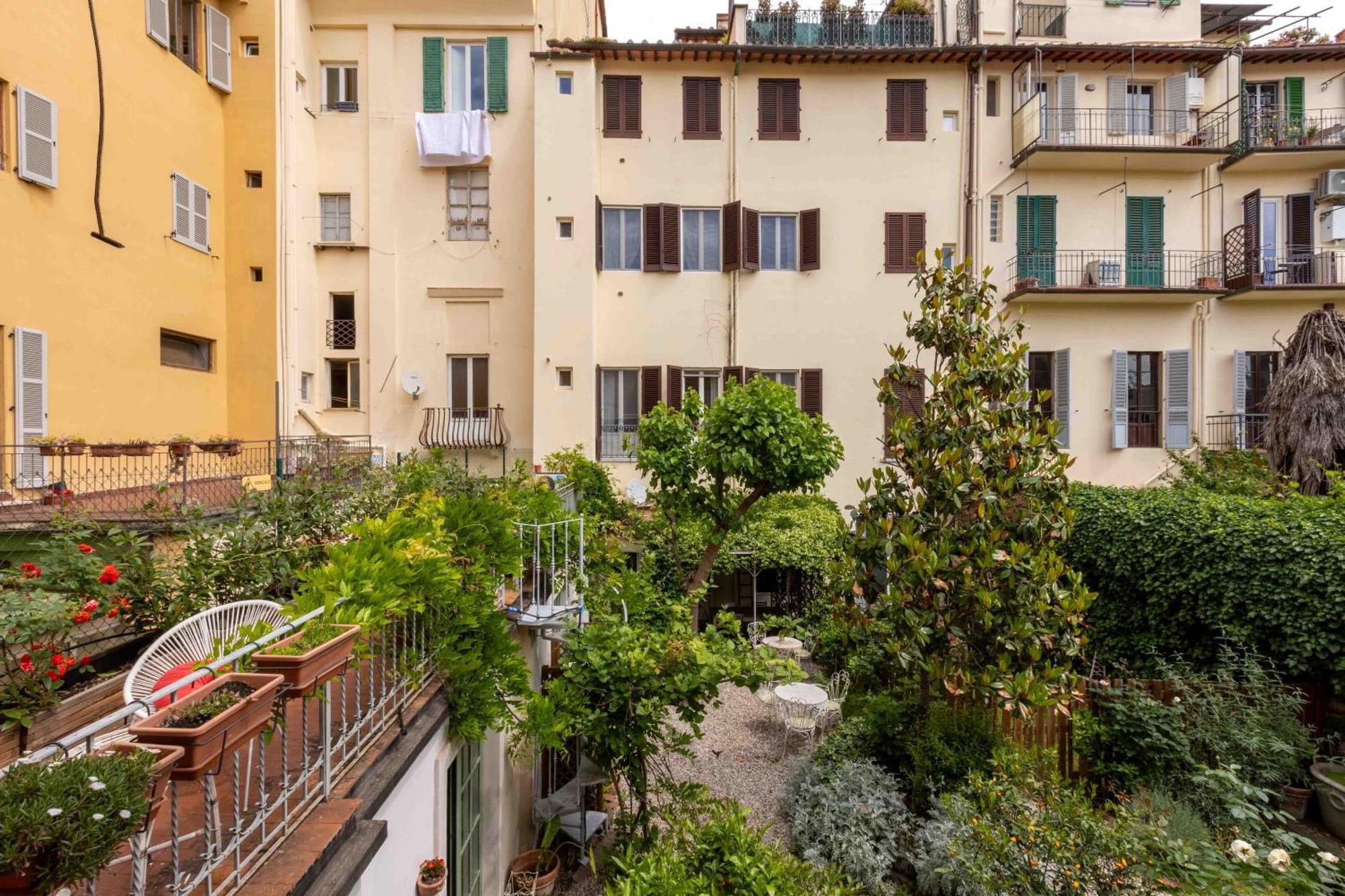 Secret Garden Firenze B&B Luaran gambar